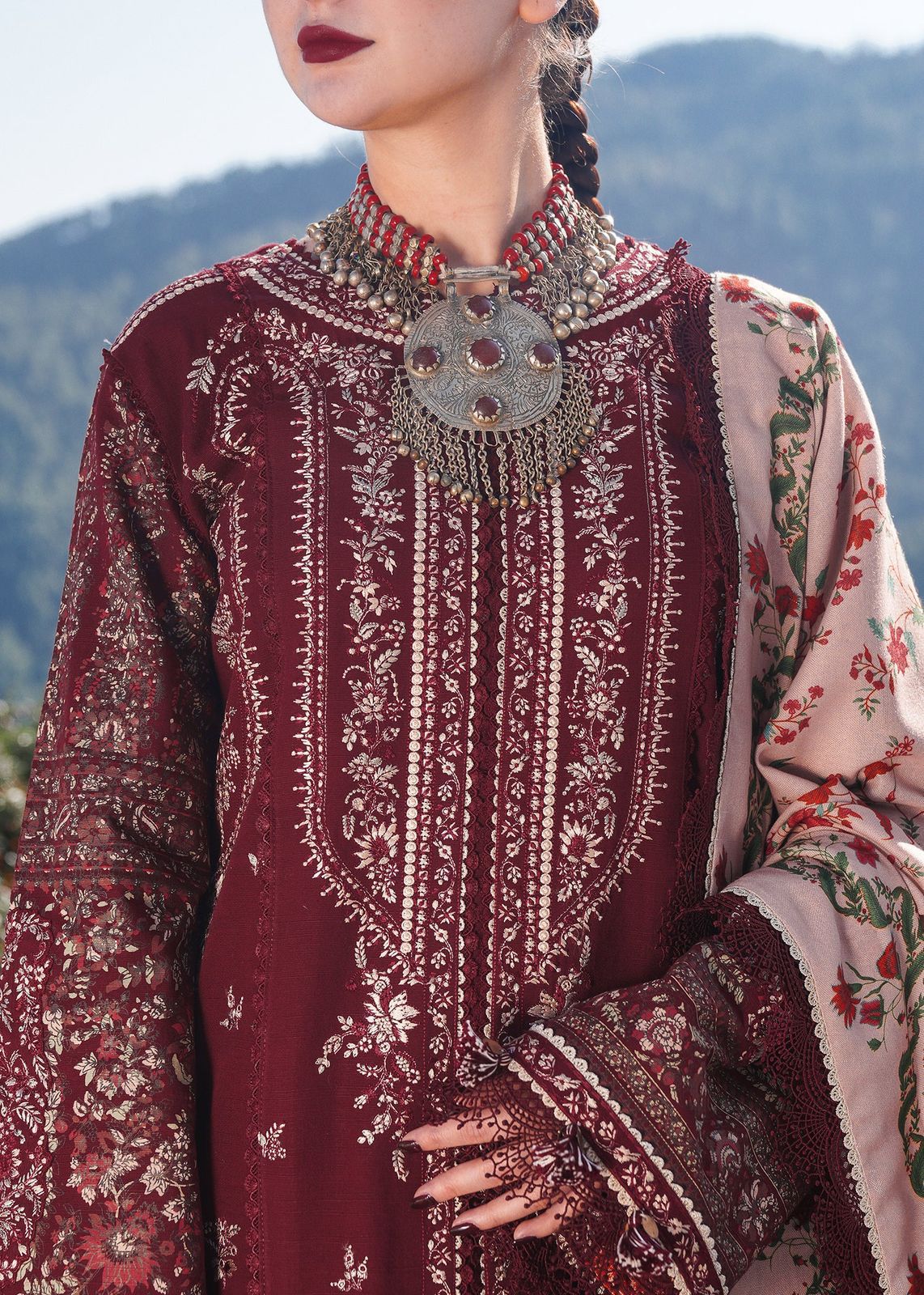 3 Pc Lawn Embroidered (1065)