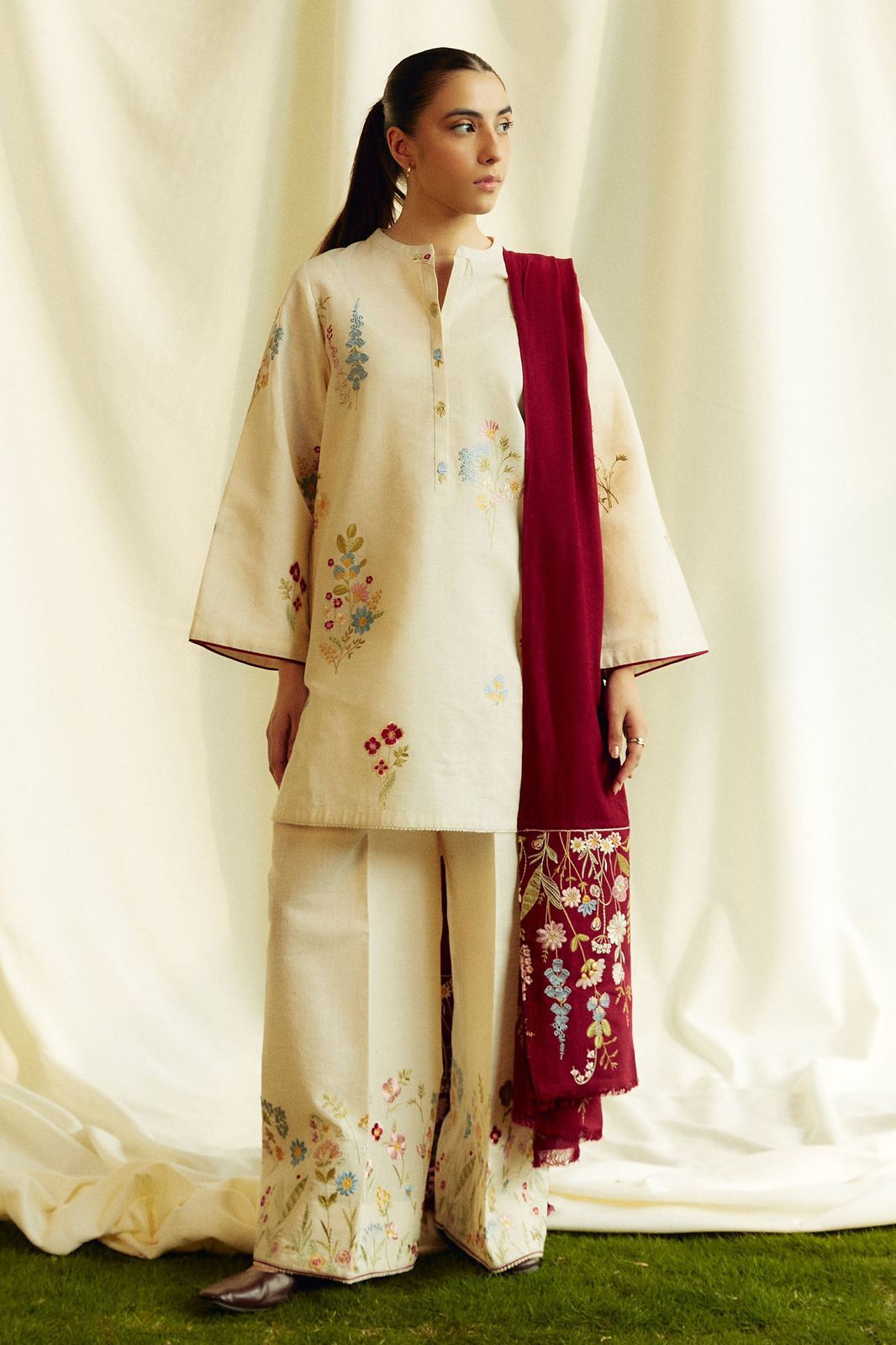 Lawn Embroidered 3Pc (452)