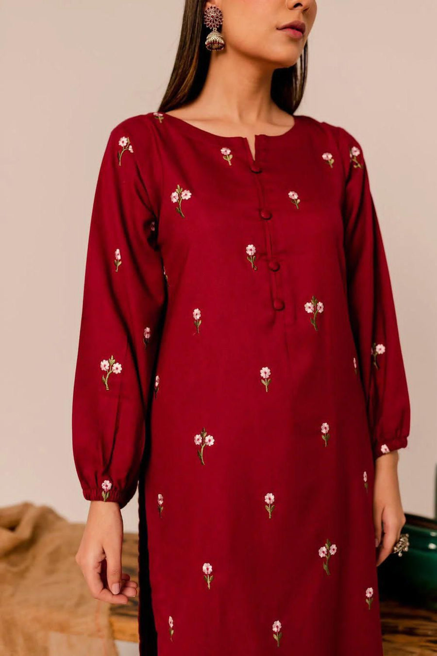 2Pc Lawn Embroidered (Maroon)