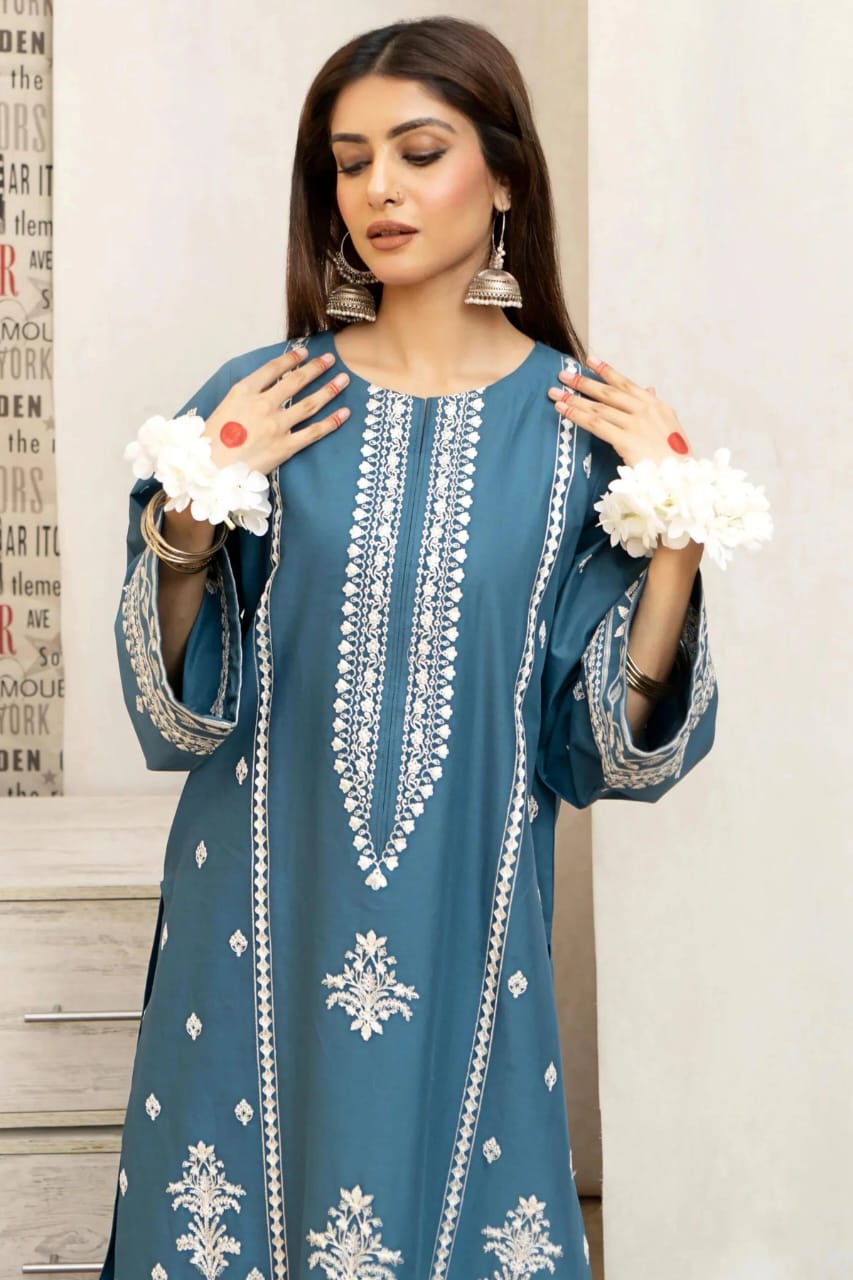 3 pcs lawn Embroidered (zink)