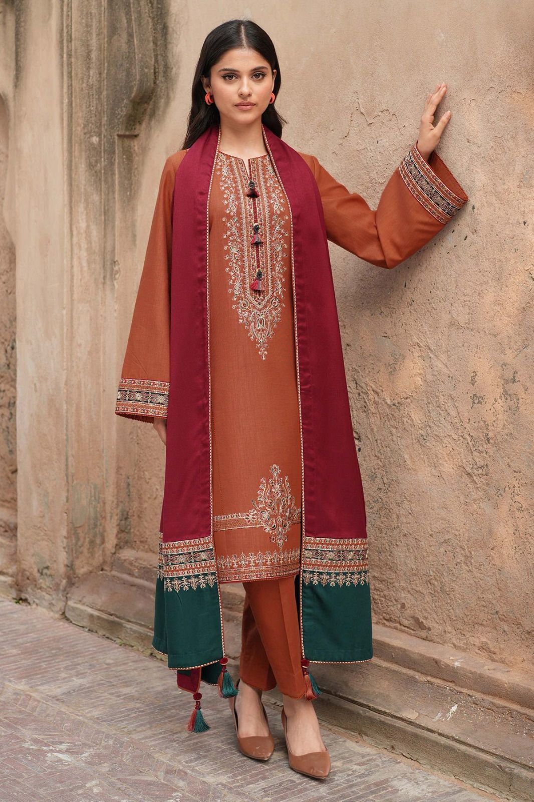 3 Pc Lawn Embroidered (Organ)