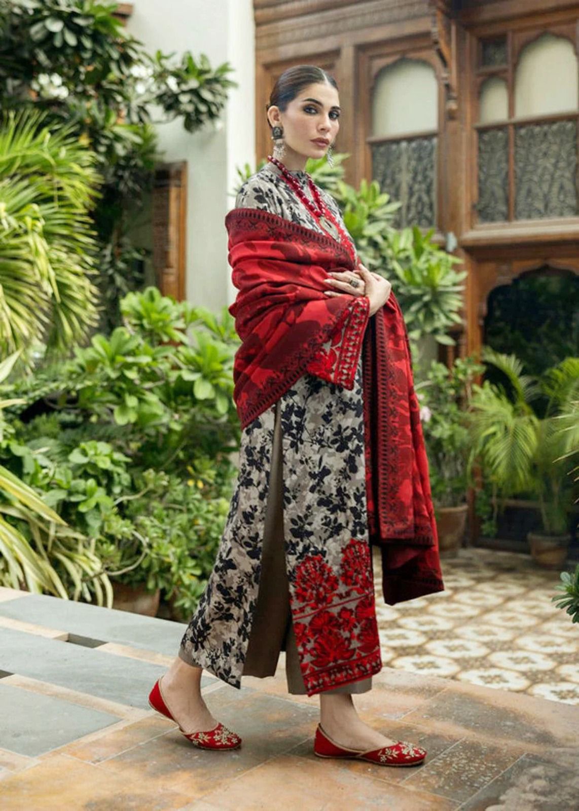 LAWN PRINT & EMBROIDERED 3PC