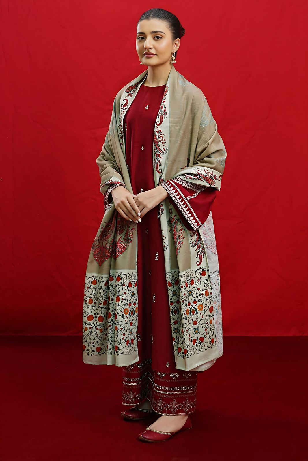 3 Pc Lawn Embroidered (Reddish)