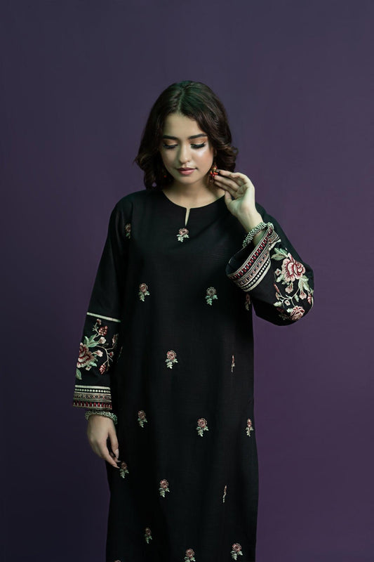 2PC LAWN EMBROIDERED (13)